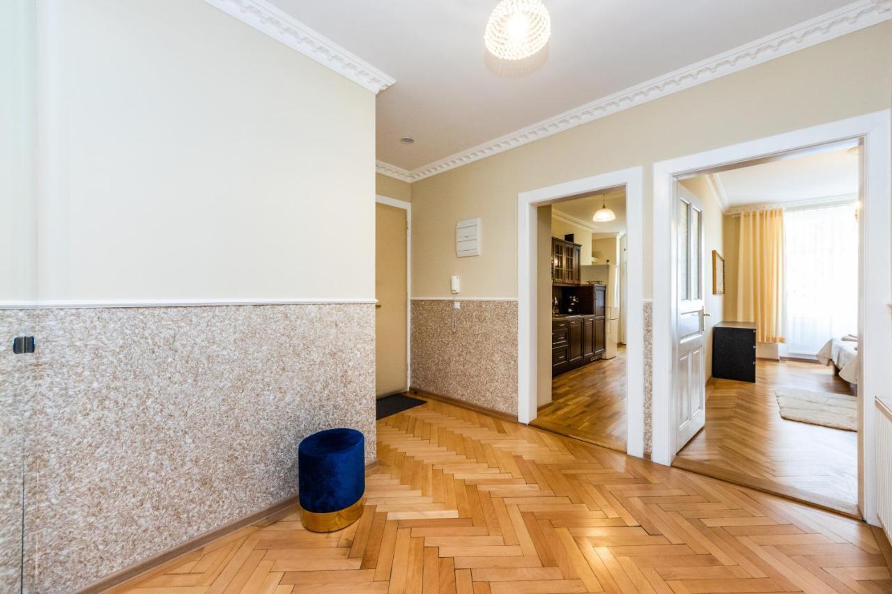 Апартаменти Prostorny Tripokojovy Apartman U Nabrezi Vltavy Прага Екстер'єр фото